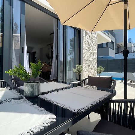 Boho Beach House Srima Luaran gambar